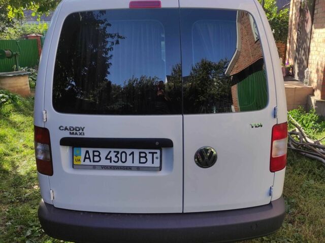 Білий Фольксваген Кадді, об'ємом двигуна 1.9 л та пробігом 138 тис. км за 9800 $, фото 3 на Automoto.ua