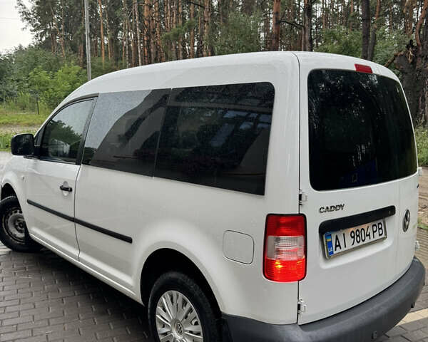 Белый Фольксваген Кадди, объемом двигателя 2 л и пробегом 217 тыс. км за 6500 $, фото 1 на Automoto.ua