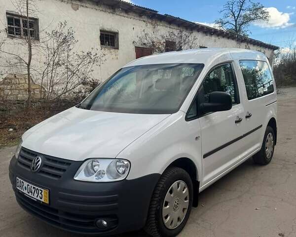 Белый Фольксваген Кадди, объемом двигателя 2 л и пробегом 235 тыс. км за 8300 $, фото 16 на Automoto.ua
