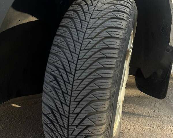 Белый Фольксваген Кадди, объемом двигателя 2 л и пробегом 235 тыс. км за 8300 $, фото 5 на Automoto.ua