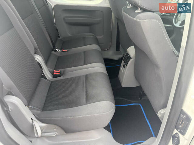 Белый Фольксваген Кадди, объемом двигателя 0 л и пробегом 206 тыс. км за 9300 $, фото 15 на Automoto.ua