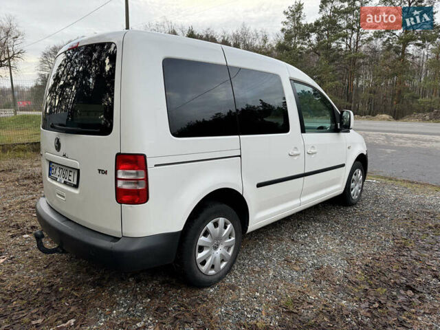 Белый Фольксваген Кадди, объемом двигателя 1.6 л и пробегом 212 тыс. км за 8550 $, фото 9 на Automoto.ua