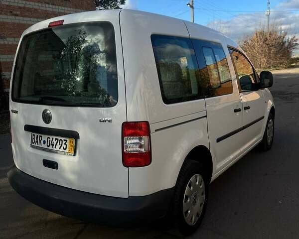 Белый Фольксваген Кадди, объемом двигателя 2 л и пробегом 235 тыс. км за 8300 $, фото 12 на Automoto.ua