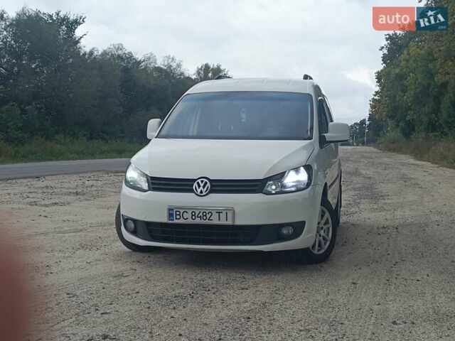 Белый Фольксваген Кадди, объемом двигателя 1.6 л и пробегом 285 тыс. км за 9300 $, фото 19 на Automoto.ua