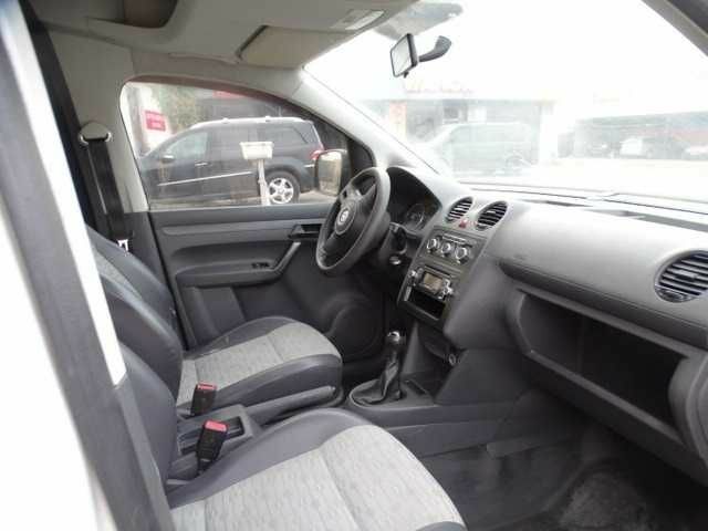 Белый Фольксваген Кадди, объемом двигателя 1.6 л и пробегом 259 тыс. км за 7200 $, фото 8 на Automoto.ua