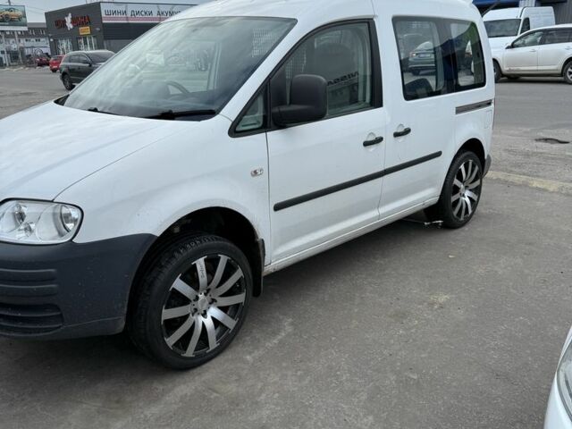 Белый Фольксваген Кадди, объемом двигателя 1.9 л и пробегом 280 тыс. км за 3550 $, фото 6 на Automoto.ua