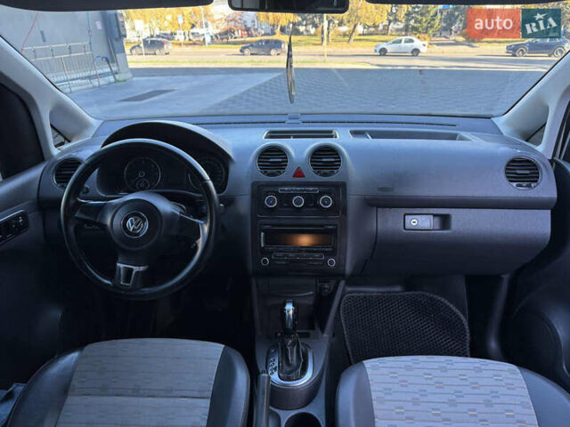 Белый Фольксваген Кадди, объемом двигателя 1.6 л и пробегом 328 тыс. км за 7950 $, фото 8 на Automoto.ua