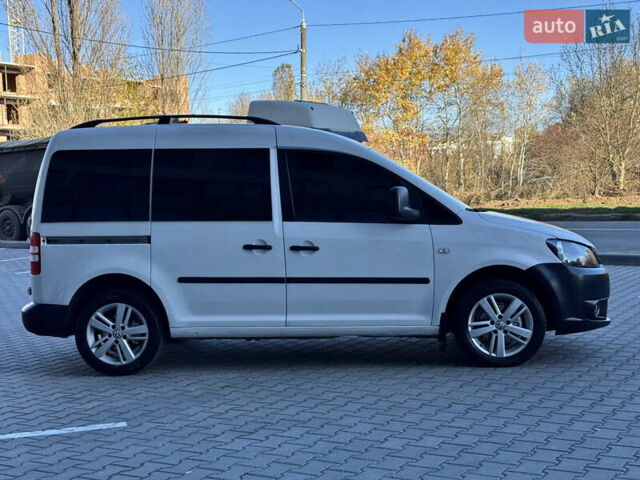 Белый Фольксваген Кадди, объемом двигателя 1.6 л и пробегом 321 тыс. км за 7900 $, фото 9 на Automoto.ua