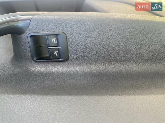 Белый Фольксваген Кадди, объемом двигателя 2 л и пробегом 222 тыс. км за 10900 $, фото 6 на Automoto.ua