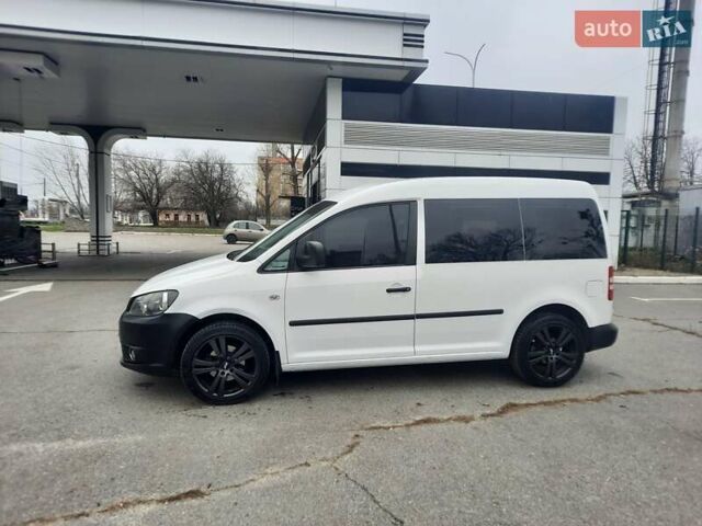 Білий Фольксваген Кадді, об'ємом двигуна 1.6 л та пробігом 224 тис. км за 8700 $, фото 8 на Automoto.ua
