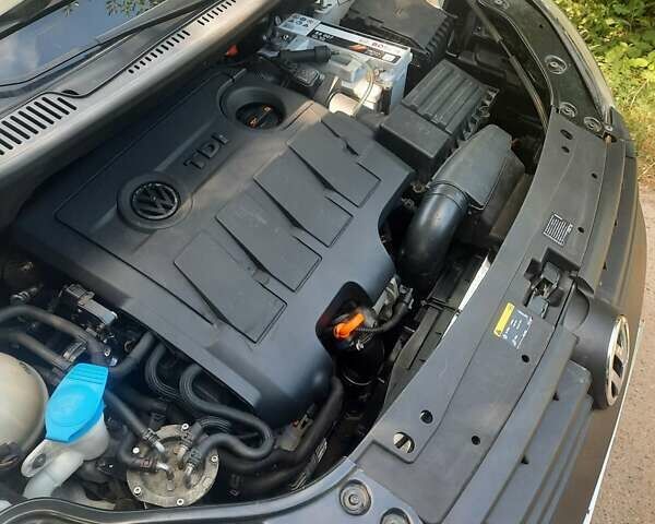 Білий Фольксваген Кадді, об'ємом двигуна 1.6 л та пробігом 88 тис. км за 10000 $, фото 11 на Automoto.ua