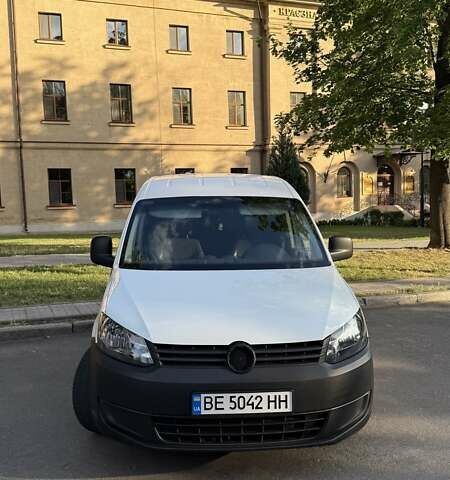 Белый Фольксваген Кадди, объемом двигателя 1.6 л и пробегом 246 тыс. км за 8700 $, фото 25 на Automoto.ua