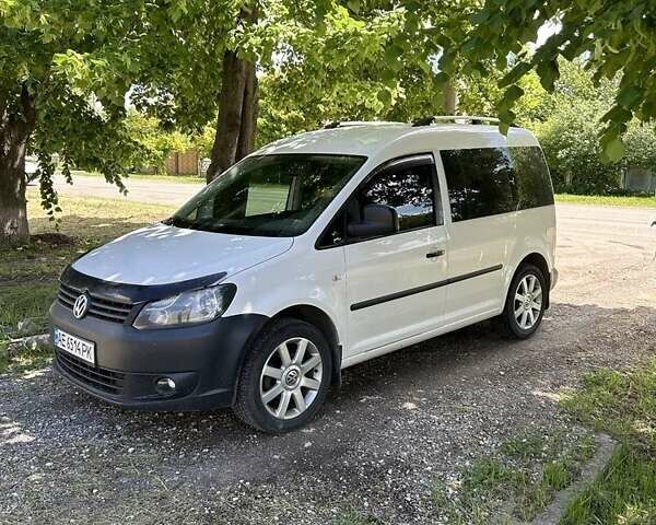 Білий Фольксваген Кадді, об'ємом двигуна 1.6 л та пробігом 300 тис. км за 7700 $, фото 1 на Automoto.ua