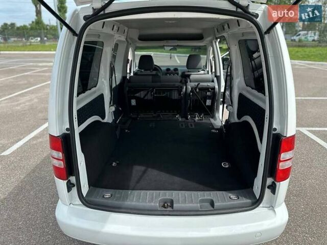 Белый Фольксваген Кадди, объемом двигателя 1.6 л и пробегом 185 тыс. км за 9950 $, фото 15 на Automoto.ua