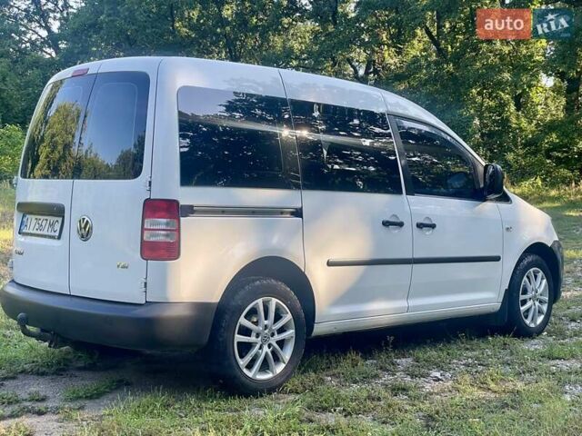 Белый Фольксваген Кадди, объемом двигателя 1.2 л и пробегом 245 тыс. км за 7800 $, фото 2 на Automoto.ua