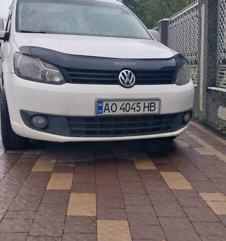 Белый Фольксваген Кадди, объемом двигателя 1.6 л и пробегом 225 тыс. км за 7500 $, фото 4 на Automoto.ua