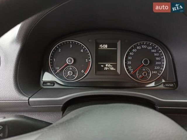 Білий Фольксваген Кадді, об'ємом двигуна 1.6 л та пробігом 284 тис. км за 8600 $, фото 8 на Automoto.ua