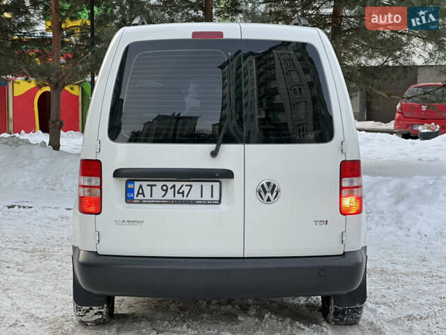 Белый Фольксваген Кадди, объемом двигателя 1.6 л и пробегом 211 тыс. км за 9500 $, фото 19 на Automoto.ua