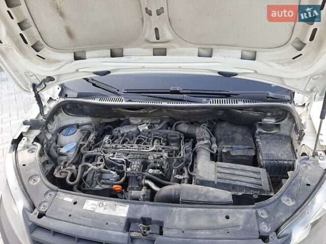 Білий Фольксваген Кадді, об'ємом двигуна 1.6 л та пробігом 286 тис. км за 8400 $, фото 29 на Automoto.ua
