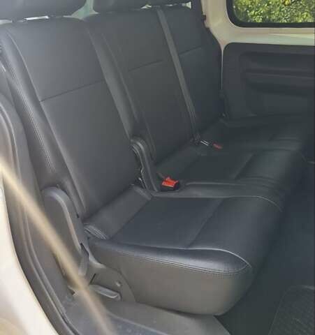 Белый Фольксваген Кадди, объемом двигателя 1.6 л и пробегом 153 тыс. км за 10500 $, фото 10 на Automoto.ua