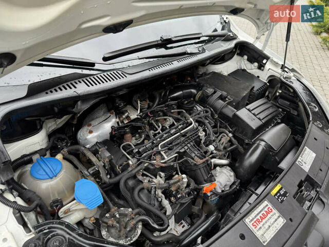 Белый Фольксваген Кадди, объемом двигателя 1.6 л и пробегом 258 тыс. км за 9350 $, фото 36 на Automoto.ua