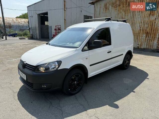 Белый Фольксваген Кадди, объемом двигателя 1.6 л и пробегом 280 тыс. км за 9000 $, фото 21 на Automoto.ua