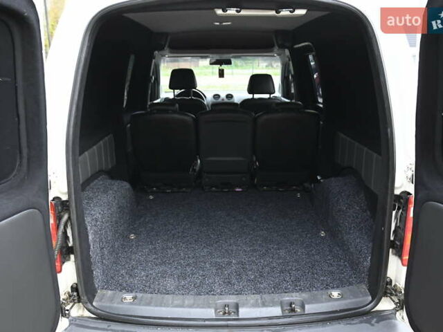 Фольксваген Кадди 2012 в Бердичеве на Automoto.ua Белый Фольксваген Кадди, объемом двигателя 1.6 л и пробегом 365 тыс. км за 9200 $, фото 24 на Automoto.ua