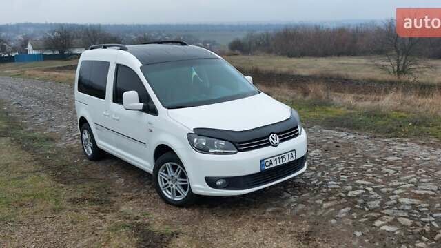 Белый Фольксваген Кадди, объемом двигателя 1.6 л и пробегом 126 тыс. км за 10200 $, фото 19 на Automoto.ua