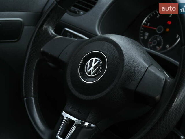 Фольксваген Кадди 2012 в Бердичеве на Automoto.ua Белый Фольксваген Кадди, объемом двигателя 1.6 л и пробегом 365 тыс. км за 9200 $, фото 29 на Automoto.ua