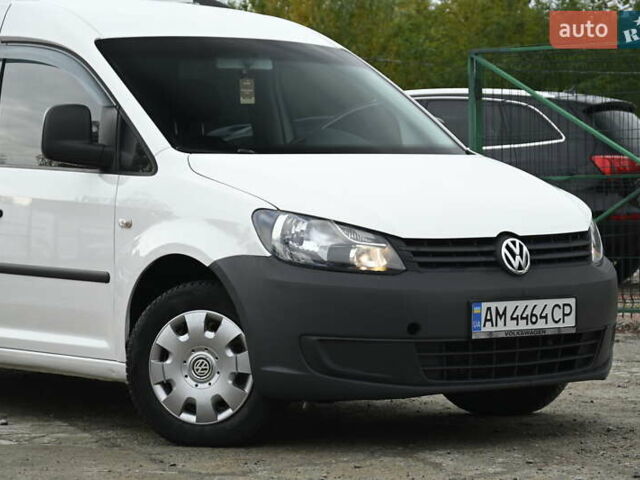 Фольксваген Кадди 2012 в Бердичеве на Automoto.ua Белый Фольксваген Кадди, объемом двигателя 1.6 л и пробегом 365 тыс. км за 9200 $, фото 2 на Automoto.ua