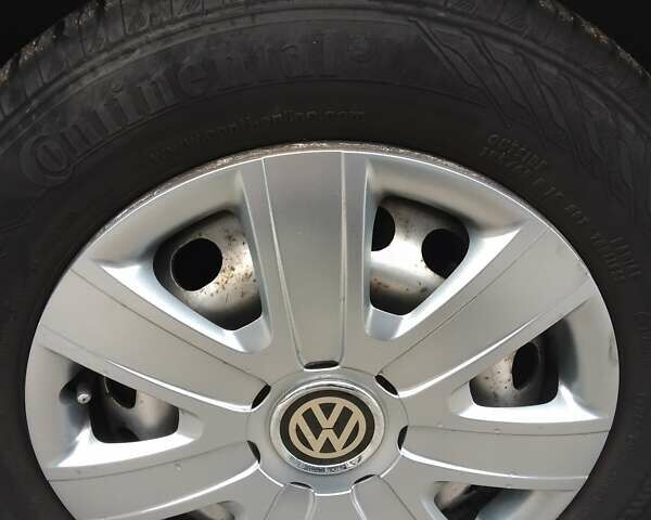 Белый Фольксваген Кадди, объемом двигателя 1.2 л и пробегом 207 тыс. км за 5280 $, фото 13 на Automoto.ua