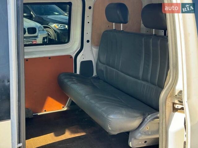 Фольксваген Кадди 2012 в Виннице на Automoto.ua Белый Фольксваген Кадди, объемом двигателя 2 л и пробегом 195 тыс. км за 8330 $, фото 17 на Automoto.ua