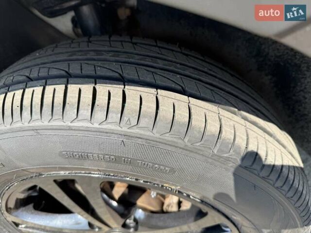 Белый Фольксваген Кадди, объемом двигателя 1.6 л и пробегом 280 тыс. км за 9000 $, фото 12 на Automoto.ua