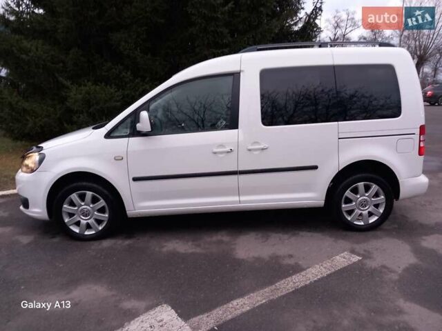 Білий Фольксваген Кадді, об'ємом двигуна 2 л та пробігом 396 тис. км за 10000 $, фото 6 на Automoto.ua
