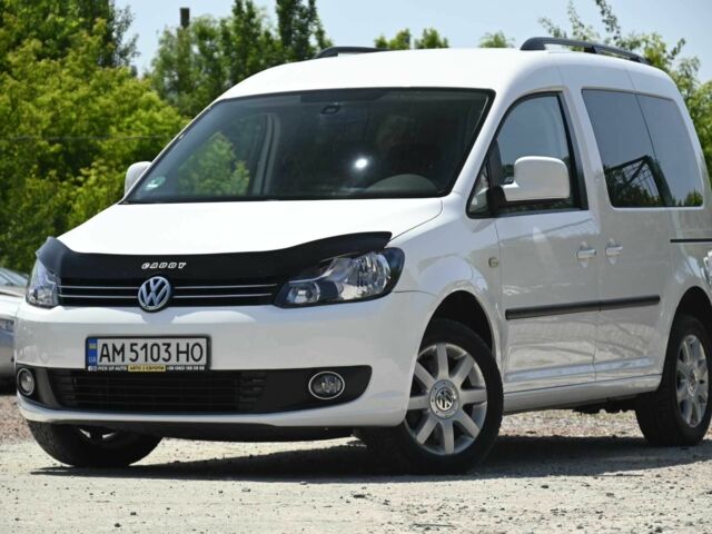 Фольксваген Кадди 2012 в Бердичеве на Automoto.ua Белый Фольксваген Кадди, объемом двигателя 2 л и пробегом 396 тыс. км за 10500 $, фото 3 на Automoto.ua