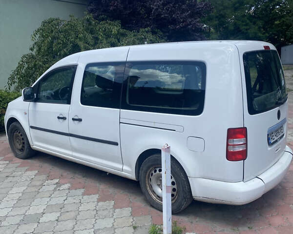 Білий Фольксваген Кадді, об'ємом двигуна 1.6 л та пробігом 256 тис. км за 7400 $, фото 1 на Automoto.ua