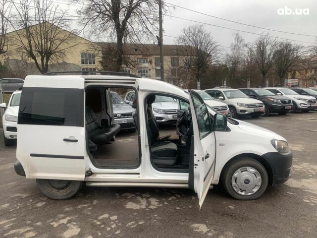 Белый Фольксваген Кадди, объемом двигателя 2 л и пробегом 195 тыс. км за 10300 $, фото 8 на Automoto.ua