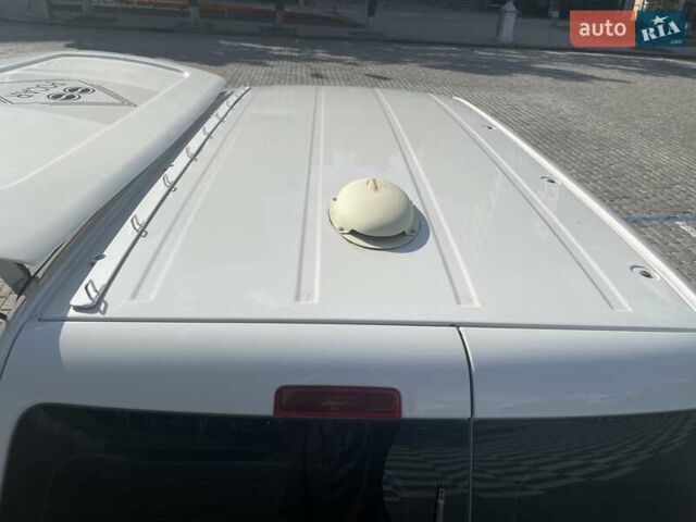 Білий Фольксваген Кадді, об'ємом двигуна 1.6 л та пробігом 160 тис. км за 8900 $, фото 4 на Automoto.ua