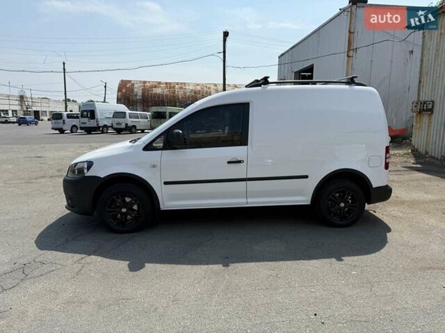 Белый Фольксваген Кадди, объемом двигателя 1.6 л и пробегом 280 тыс. км за 9000 $, фото 27 на Automoto.ua