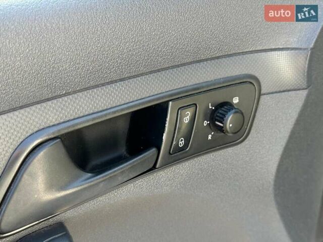 Фольксваген Кадди 2012 в Виннице на Automoto.ua Белый Фольксваген Кадди, объемом двигателя 2 л и пробегом 195 тыс. км за 8330 $, фото 13 на Automoto.ua