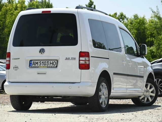 Фольксваген Кадди 2012 в Бердичеве на Automoto.ua Белый Фольксваген Кадди, объемом двигателя 2 л и пробегом 396 тыс. км за 10500 $, фото 6 на Automoto.ua