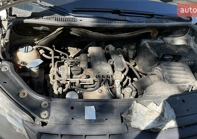 Белый Фольксваген Кадди, объемом двигателя 1.2 л и пробегом 310 тыс. км за 8000 $, фото 16 на Automoto.ua