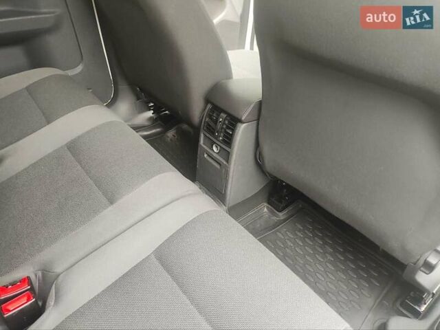 Білий Фольксваген Кадді, об'ємом двигуна 1.6 л та пробігом 265 тис. км за 8900 $, фото 19 на Automoto.ua