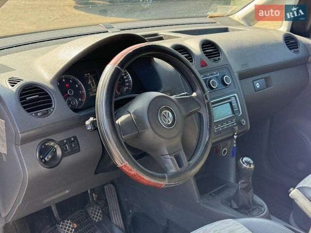 Фольксваген Кадди 2012 в Виннице на Automoto.ua Белый Фольксваген Кадди, объемом двигателя 2 л и пробегом 195 тыс. км за 8330 $, фото 16 на Automoto.ua