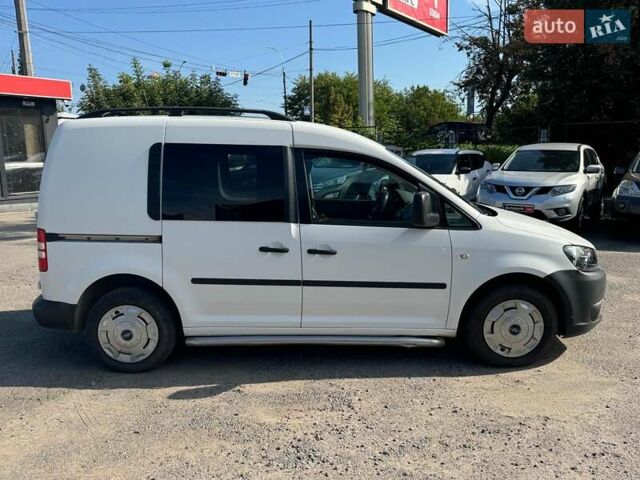 Фольксваген Кадди 2012 в Виннице на Automoto.ua Белый Фольксваген Кадди, объемом двигателя 2 л и пробегом 195 тыс. км за 8330 $, фото 4 на Automoto.ua