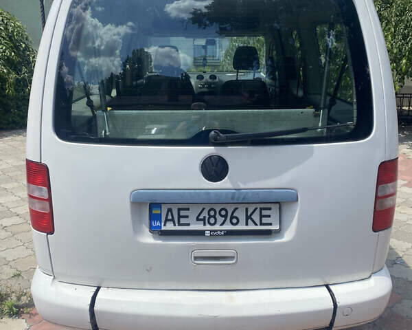 Білий Фольксваген Кадді, об'ємом двигуна 1.6 л та пробігом 256 тис. км за 7400 $, фото 3 на Automoto.ua