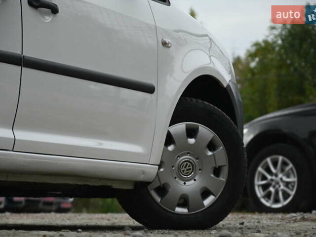 Фольксваген Кадди 2012 в Бердичеве на Automoto.ua Белый Фольксваген Кадди, объемом двигателя 1.6 л и пробегом 365 тыс. км за 9200 $, фото 15 на Automoto.ua