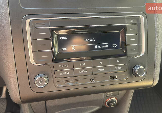 Белый Фольксваген Кадди, объемом двигателя 1.2 л и пробегом 310 тыс. км за 8000 $, фото 18 на Automoto.ua