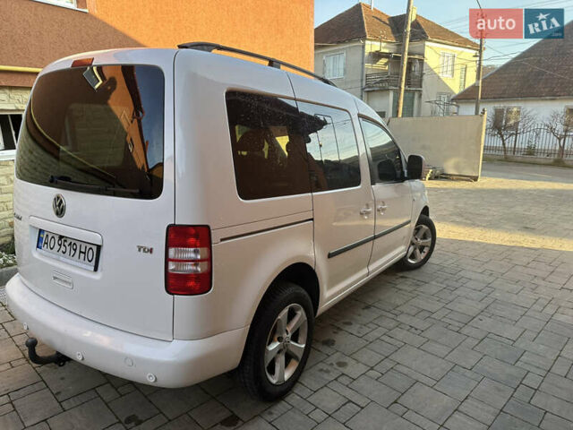 Белый Фольксваген Кадди, объемом двигателя 1.6 л и пробегом 268 тыс. км за 10199 $, фото 15 на Automoto.ua