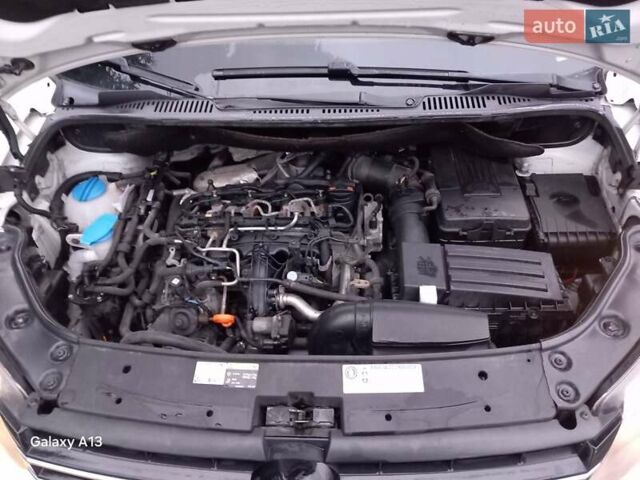 Білий Фольксваген Кадді, об'ємом двигуна 2 л та пробігом 396 тис. км за 10000 $, фото 39 на Automoto.ua
